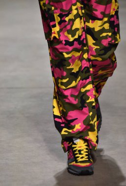 Ev sahibi gösterisi sırasında Nyfw