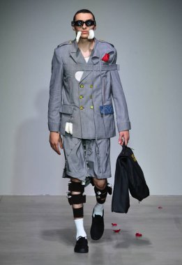  Sanchez-Kane gösterisi sırasında Nyfw