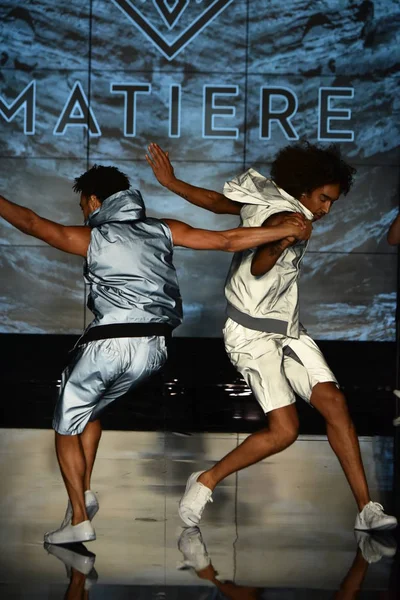 Işıklık Clarkson Sq