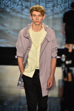 Matiere gösterisi sırasında Nyfw
