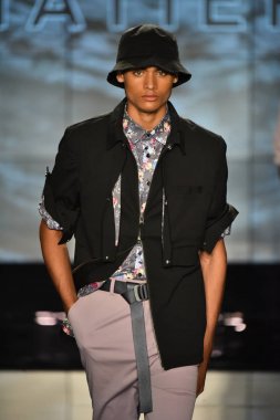 Matiere gösterisi sırasında Nyfw