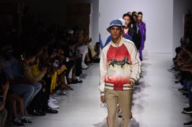 Bahar koleksiyonu ışıklık Clarkson SQ