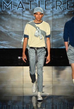 Matiere gösterisi sırasında Nyfw