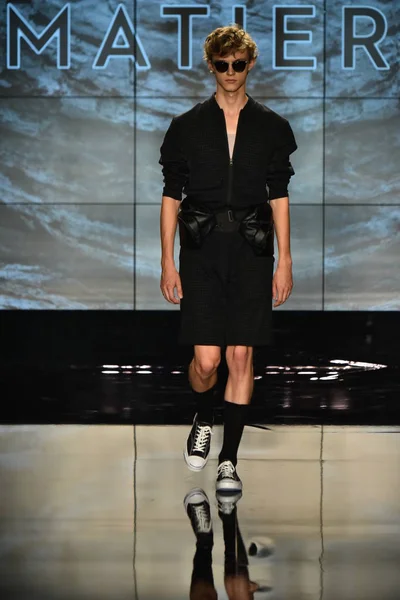 Matiere gösterisi sırasında Nyfw