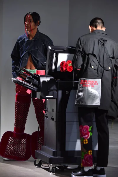 Işıklık Clarkson Sq