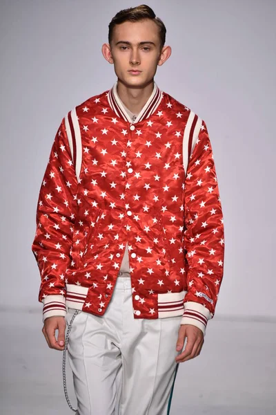 Ovadia and Sons Spring 2018 Collection — Stock Photo, Image