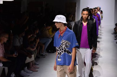 Bahar koleksiyonu ışıklık Clarkson SQ