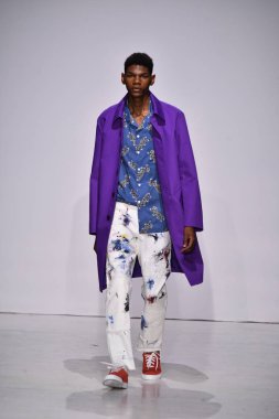 Bahar koleksiyonu ışıklık Clarkson SQ