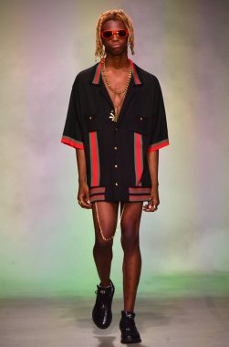 Işıklık Clarkson Sq