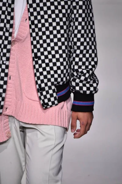 Bahar koleksiyonu ışıklık Clarkson SQ