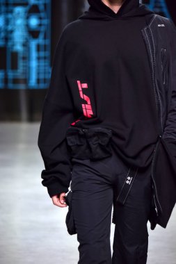 C2h4 gösterisi sırasında Nyfw