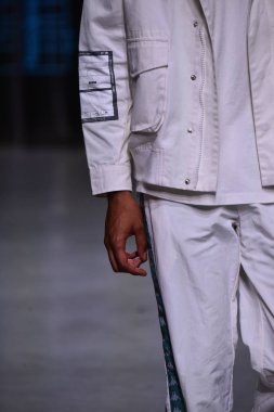 C2h4 gösterisi sırasında Nyfw