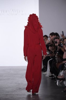 Irina Vitjaz koleksiyonu 