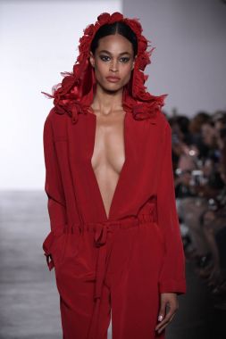 Irina Vitjaz koleksiyonu 