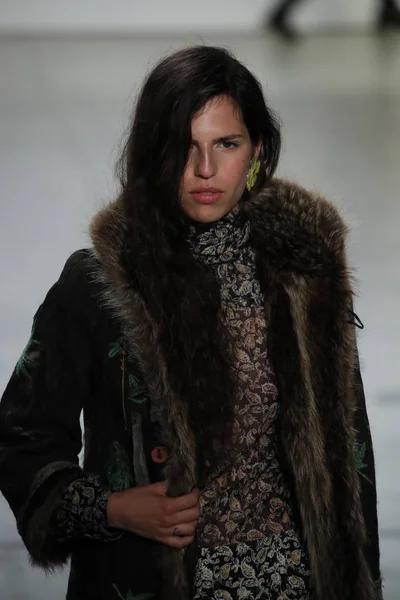 Rüzgar defile canlıların