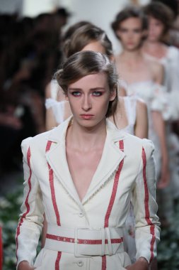 Brock koleksiyonu moda defilesi