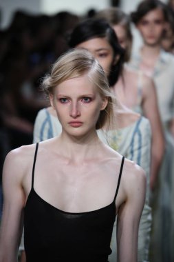 Brock koleksiyonu moda defilesi