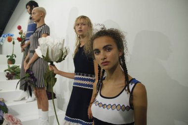 Ph5 sunu New York Moda Haftası sırasında 