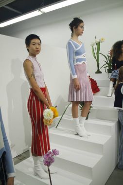 Ph5 sunu New York Moda Haftası sırasında 