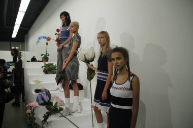 Ph5 sunu New York Moda Haftası sırasında 