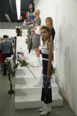 Ph5 sunu New York Moda Haftası sırasında 