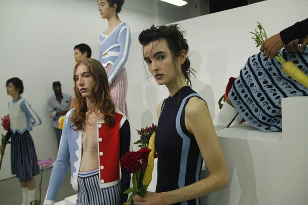 Ph5 sunu New York Moda Haftası sırasında 