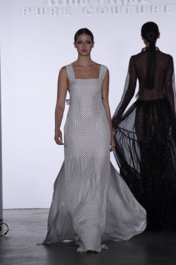 Irina Vitjaz koleksiyonu 