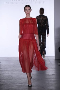 Irina Vitjaz koleksiyonu 