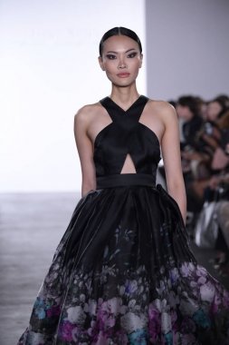 Irina Vitjaz koleksiyonu 