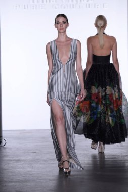 Irina Vitjaz koleksiyonu 