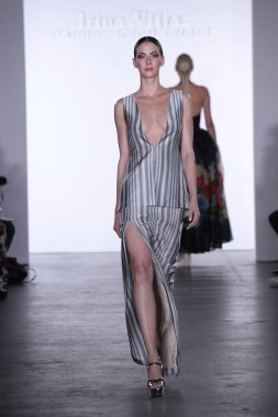 Irina Vitjaz koleksiyonu 