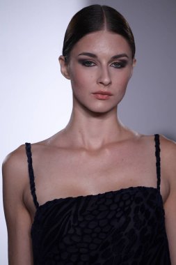 Irina Vitjaz koleksiyonu 