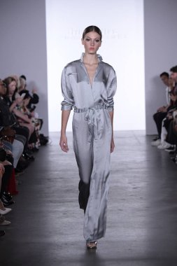  Irina Vitjaz koleksiyonu 