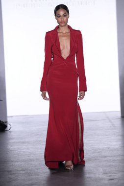  Irina Vitjaz koleksiyonu 