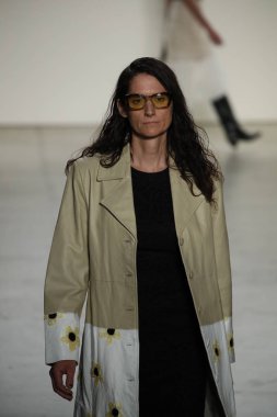 Rüzgar defile canlıların