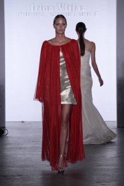  Irina Vitjaz koleksiyonu 