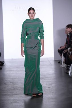  Irina Vitjaz koleksiyonu 