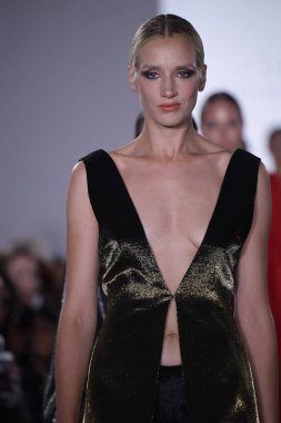 Irina Vitjaz koleksiyonu