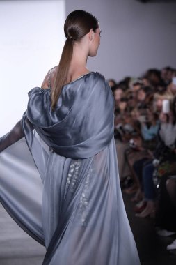  Irina Vitjaz koleksiyonu 