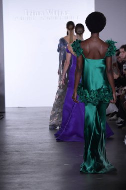 Irina Vitjaz koleksiyonu