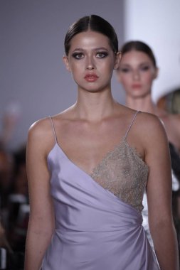 Irina Vitjaz koleksiyonu