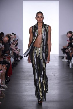  Irina Vitjaz koleksiyonu 