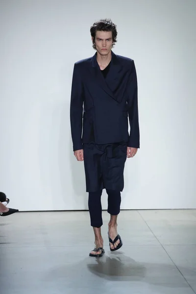 Dion Lee desfile de moda — Fotografia de Stock