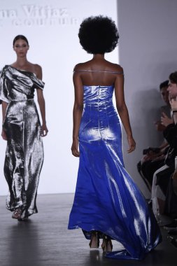  Irina Vitjaz koleksiyonu 