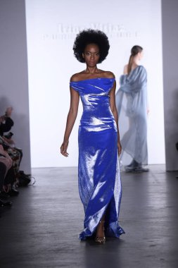  Irina Vitjaz koleksiyonu 