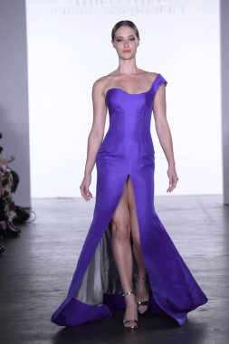  Irina Vitjaz koleksiyonu 