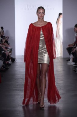  Irina Vitjaz koleksiyonu 