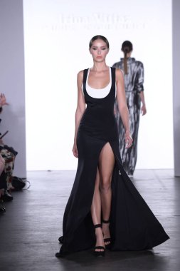  Irina Vitjaz koleksiyonu 