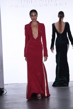  Irina Vitjaz koleksiyonu 