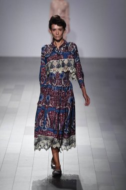 Francesca Liberatore defile 